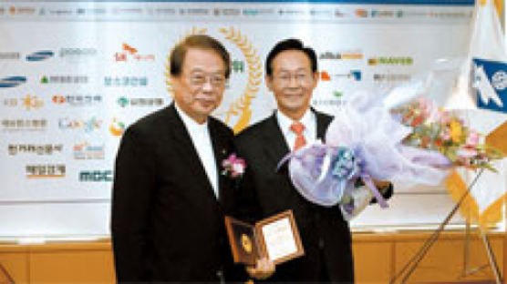 선문대 김봉태 총장, 2010 글로벌네트워크 우수대학 대상 수상