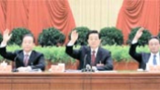 “권력은 총구서” … 시진핑, 1인자로 가는 9부능선 넘었다
