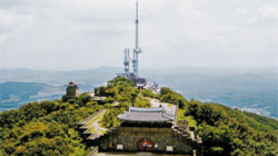 1966년 건립 KBS 흑성산중계소