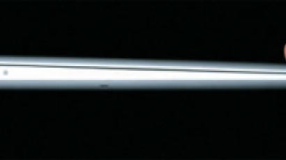 두께 1.7㎝ 무게 1.06㎏ … 애플 새 노트북 ‘맥북에어’ 상륙