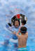 6일 서울 종로구 세종대로에 마련된 물놀이장에서 더위를 식히고 있는 어린이들.조문규 기자