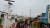 지난 9일 오전 6시 충남 태안군 신진도항에 들어온 오징어잡이 배들이 하역작업을 하고 있다. 신진호 기자
