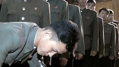 [사진] 북한 청소년들 “군 입대하겠다”