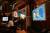 23일(현지시간) 미국 뉴욕 파크 애비뉴 아모리에서 열리는 갤럭시노트8 언팩 2017 행사장에선 삼성 'S펜'으로 그린 미술 작품 54점이 함께 전시된다. 작품들은 삼성전자 프리미엄TV '더 프레임'에 담겨 공개된다. [사진 삼성전자]