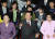 2006년 11월서울 동교동 김대중도서관에서 열린 김대중 도서관 전시실 개관식에 참석한 김대중 전 대통령(앞줄 가운데)와 이희호 여사(앞줄 오른쪽), 한명숙 총리(앞줄 왼쪽). [중앙포토]