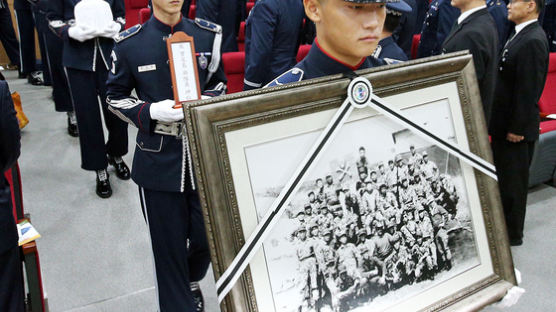 [사진] ‘실미도 부대원’ 46년 만에 유해 봉안식
