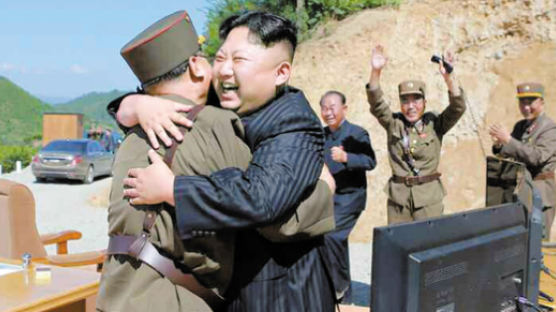 "굶주린 북한 병사들, 싸울 수 있는 상태 아니야"