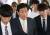 '국가정보원 댓글' 사건으로 기소된 원세훈 전 국정원장이 30일 오후 서울고법에서 열린 파기환송심 선고 재판에 출석하고 있다. 김상선 기자
