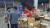 31일 서울월드컵경기장에서 열릴 러시아월드컵 아시아 최종예선 한국-이란을 앞두고 무료로 붉은색 티셔츠가 지급되고 있다. 김지한 기자