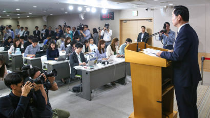 ‘삼면초가’ 중3 … ① 교과 새로 ② 수능 따로 ③ 재수 땐 수능 새로