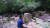 무등산 국립공원에서 흡연을 하고 있는 피서객. [사진 무등산 국립공원사무소]