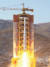 북한이 지난해 2월 7일 인공위성 발사용이라고 주장하며 발사한 장거리 로켓 광명성 4호. [사진 노동신문]