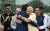 13일 인도 구자라트 주 아메다바드 공항에서 나렌드라 모디(앞줄 오른쪽) 인도 총리가 자국을 방문한 아베 신조 일본 총리와 포옹하고 있다. [AFP=연합뉴스]