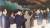김용순 대남비서(왼쪽 끝)가 2000년 8월 평양에서 한국언론사대표단을 만나는 김정일 국방위원장을 수행하고 있다. [사진집 영도자와 인민]
