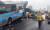 지난 7월 9일 오후 경부고속도로 상행선 양재 나들목 인근에서 광역버스와 승용차가 추돌하는 사고가 발생했다. [중앙포토]
