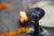 갠지스 강가에서 힌두교 수행자인 요기가 피워놓고 있던 향. 그들의 지향도 &#39;해탈&#39;이다. 백성호 기자
