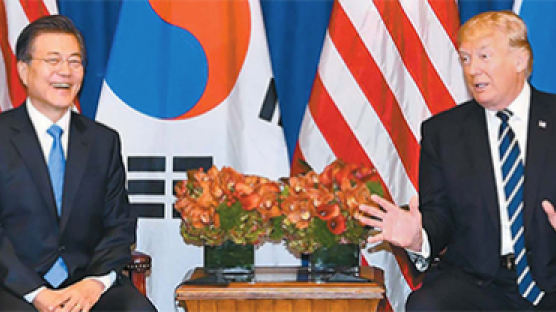 트럼프 "북한과 거래하면 미국과 못한다" 무역·금융 봉쇄 제재