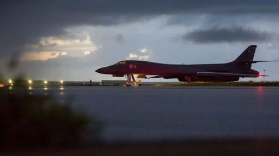 [팩트체크] 미군 전투기ㆍ폭격기의 북한 공해상 비행은 정전협정 이후 처음이라는 데