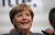  24일(현지시간) 실시된 독일 총선에서 앙겔라 메르켈 총리가 이끄는 기민기사연합이 제1당에 오를 것으로 예상된다는 출구조사 결과가 나오자 메르켈 총리가 환하게 웃고 있다. [베를린 AP=연합뉴스] 