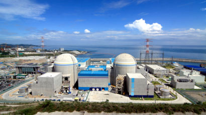 OECD 원자력기구 사무총장 "자국서 안 쓰는 원전 기술, 어떤 나라가 사겠나"