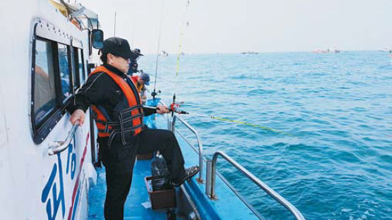 [라이프 트렌드] 김·다슬기 양식, 통발 낚시 … 바다에서 제2의 인생 찾는다