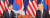 문재인 대통령이 21일 오전(현지시간) 미국 뉴욕 롯데 팰리스 호텔에서 도널드 트럼프 미국 대통령과 &#39;한-미 정상회담&#39;을 하고 있다.[연합뉴스]