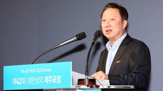 박용만 "소상공인 피해도 파악할 것"…대한상의 '김영란법 보고서' 발간 연기