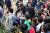 문재인 대통령이 추석 연휴인 6일 오후 안동 하회마을을 방문해 주민 및 관람객들과 악수를 하고 있다. [청와대 제공=연합뉴스]