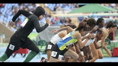 사우디, 여성도 스포츠 경기 관람… 내년부턴 여학생 체육수업도