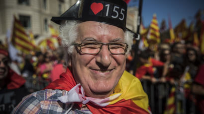 침묵하던 카탈루냐 독립 반대파, 바르셀로나서 대규모 시위
