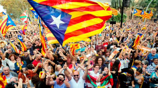 카탈루냐 12월 조기 선거 … 스페인, 해임한 수반 출마 허용