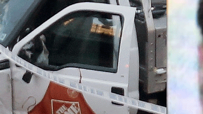 美 뉴욕 트럭테러 용의자 차에서 IS 충성 메모 발견…IS는 침묵