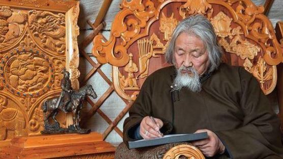 몽골 시인 우리앙카이, 1회 아시아문학상 수상자로 선정