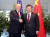 지난 7월 도널드 트럼프 미국 대통령(왼쪽)과 시진핑 중국 국가주석(오른쪽)이 독일 함부르크에서 정상회담을 갖기 전 악수하고 있다. [사진=중국 외교부]