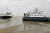 5일 오후 인천 무의도 인근 해상에서 요트 1척이 좌주되어 인천해경이 구조작업을 하고 있다. [사진 인천해양경찰서]