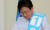 바른정당 유승민 의원이 5일 오후 국회 의원회관에서 열린 당대표 후보 경선토론회에서 생각에 잠겨 있다. [연합뉴스]