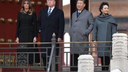 트윗을 사랑한 트럼프, 트윗을 금지한 시진핑...두 남자의 '140자 전쟁'