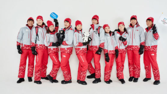 "마블링 좋은 소고기"라는 평 받는 평창올림픽 자원봉사자 유니폼
