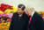 9일 베이징 인민대회당에서 대화를 나누는 시진핑과 트럼프. [연합뉴스]