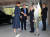 11월 6일 일왕 부부와의 만남에선 디올의 푸른색 드레스에 맞춰 화려한 글리터 슈즈를 선택했다. [연합뉴스]