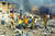 지난달 14일 소말리아 수도 모가디슈 중심가에서 이슬람극단주의 세력 소행으로 추정되는 트럭 폭탄테러가 발생해 300명 이상이 사망했다. [AP=연합뉴스]