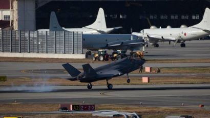 [사진] 미군 스텔스 전투기 일본 배치