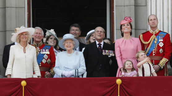 결혼 70주년 맞은 영국 여왕...해로 비결은 '유머'