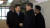 시진핑 중국 국가주석의 특사 자격으로 북한을 방문한 쑹타오 중국 공산당 대외연락부 부장(왼쪽 두번째)이 17일 평양 공항에 도착해 북한 관계자들의 영접을 받는 모습이 이날 조선중앙TV에 방영됐다. [연합뉴스]