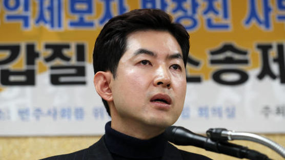 사그라들지 않는 '땅콩 휴유증'...박창진 소송에 대한항공 맞대응