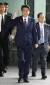 아베 신조(安倍晋三) 일본 총리가 지난 10월 2일 오전 총리관저로 들어서고 있다.[사진=연합뉴스]>
