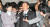 2008년 12월 10일 박연차 태광실업 회장이 15시간에 걸친 검찰 조사를 받은 뒤 서울 서초동 대검찰청을 나서며 취재진의 질문에 답하고 있다. [중앙포토]