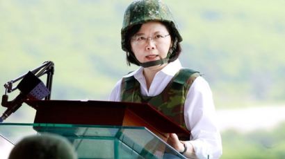 韓·中 외교전에 불거진 新도화선, 3불(不) 정책