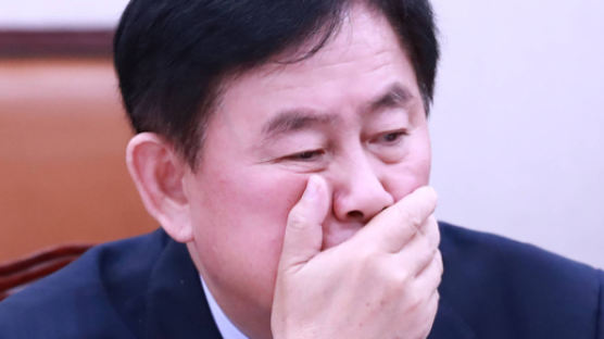 검찰, ‘국정원 1억 뇌물 의혹’ 최경환 28일 피의자 소환 “답답하고 억울하다”