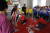 지난 9월 어르신 생활체육대회에서 번외 종목인 대형 고스톱을 하는 참가자들. [사진 서울시체육회]